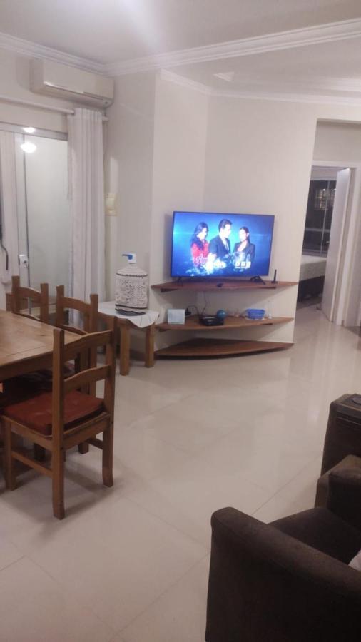 Edesia -b- 202 - Dois * Florianopolis